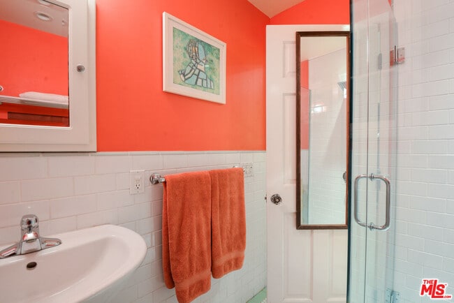 Building Photo - 6717 Whitley Terrace