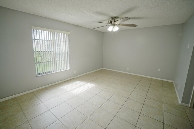 Building Photo - 2828 Casita Way