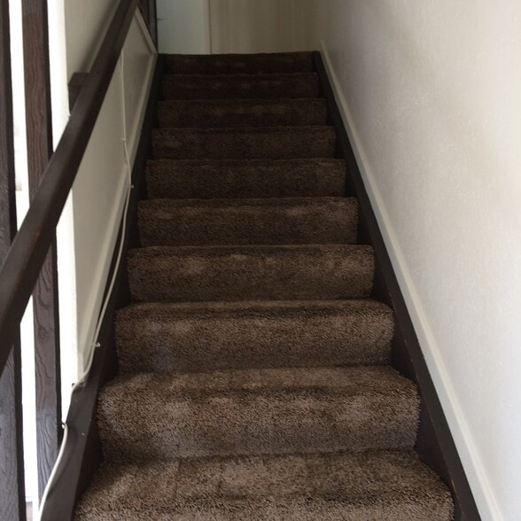 Stairs to bedrooms - 1355 Bond St