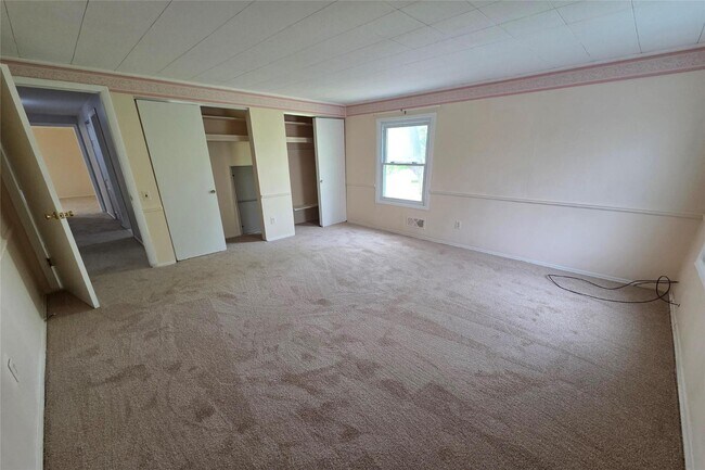 Building Photo - 515 Hobnail Cir
