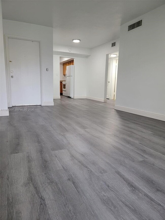 Building Photo - 7610 SW 82nd St