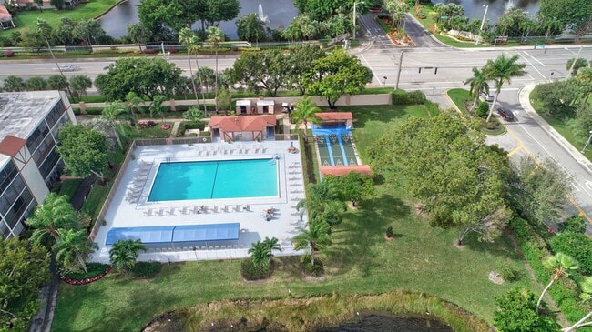 Building Photo - 7281 Amberly Ln