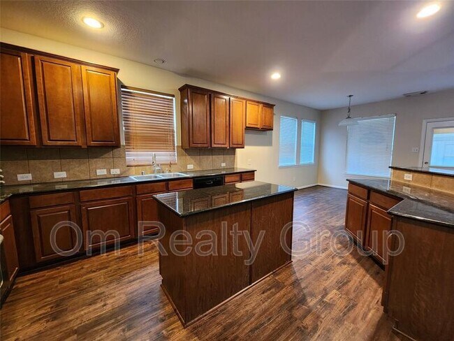Building Photo - 5307 Dandelion Meadow Ln