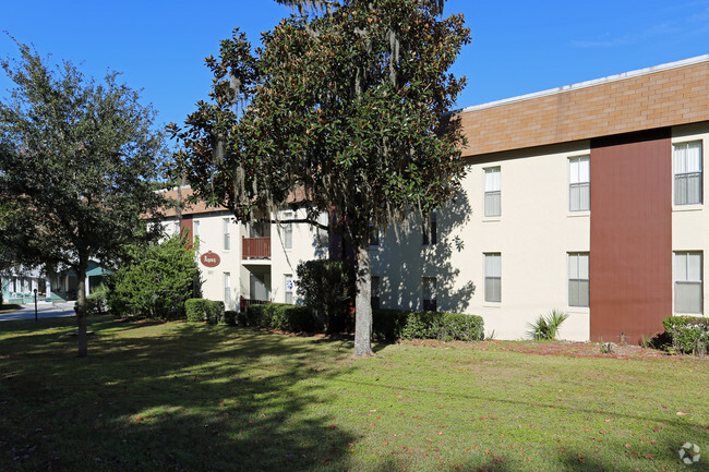 Regency Apartments - Ocala, FL | Apartment Finder