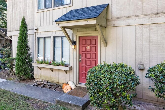 Building Photo - 2109 Defoors Ferry Rd NW