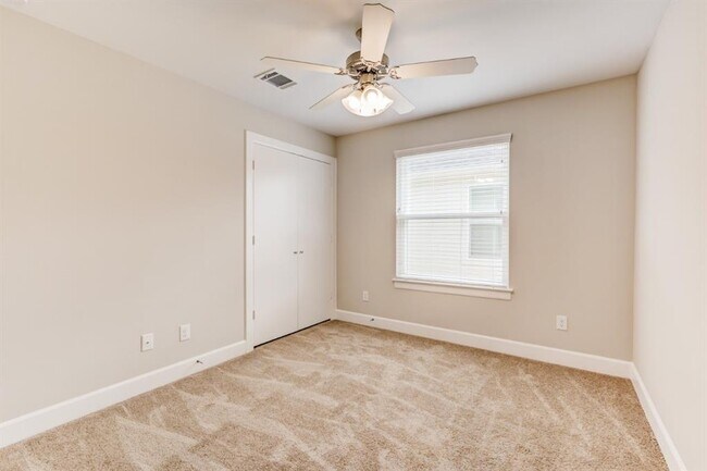 Building Photo - 8705 Bryam St