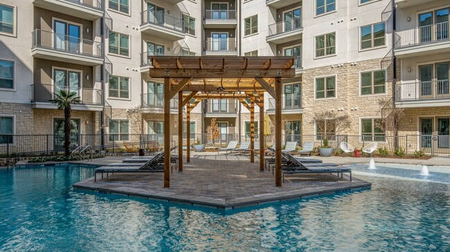 Building Photo - 555 Promenade Pkwy