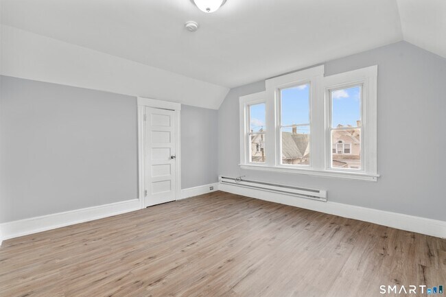 Building Photo - 48 Park Terrace