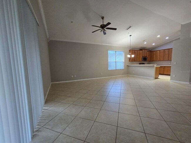 Building Photo - 9437 Leland Dr