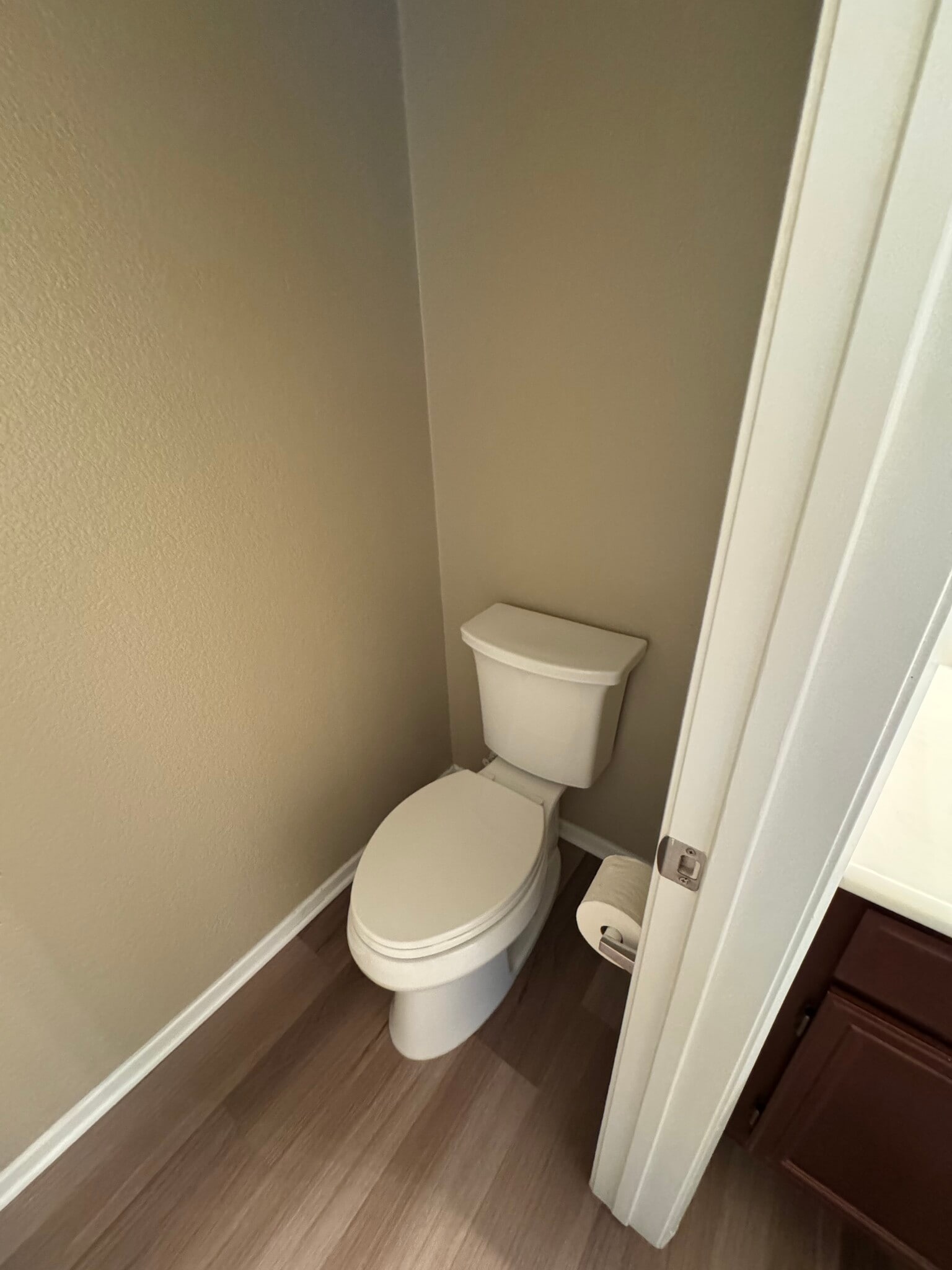 Building Photo - 642 W Brewer Rd