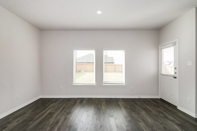 Building Photo - 457 Sunny Highlands Dr