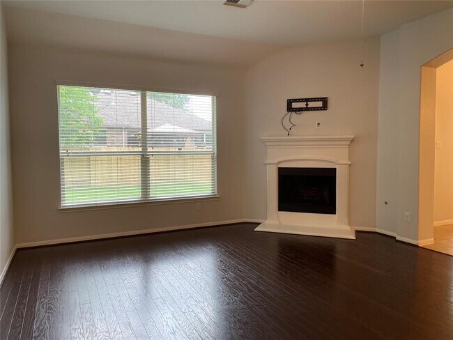 Building Photo - 127 Clearmont Pl