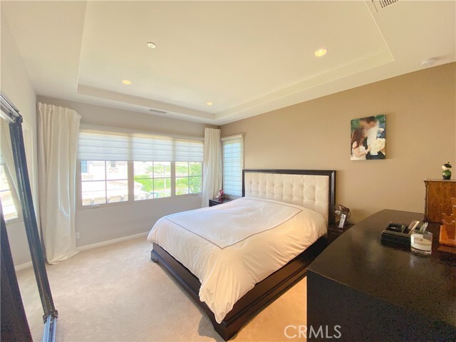 Building Photo - 103 Bianco