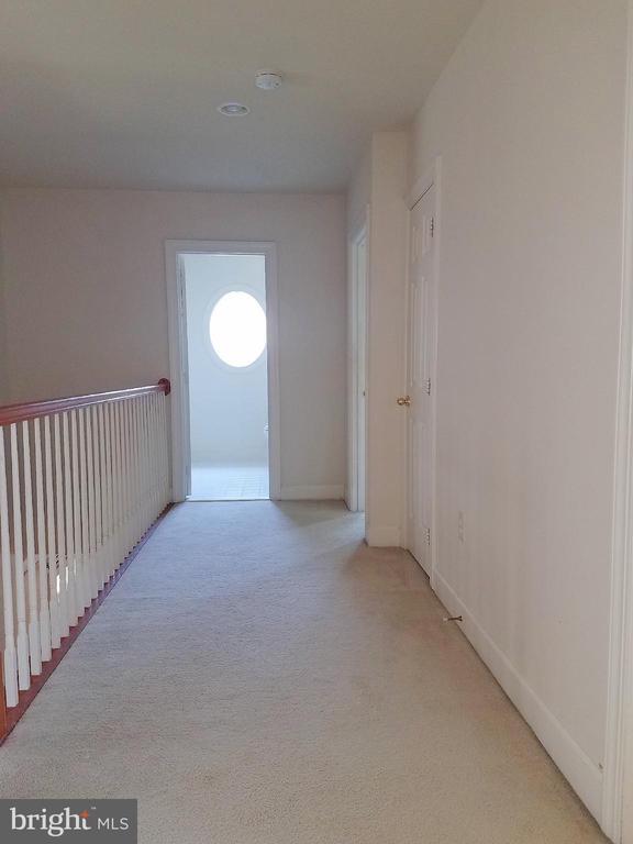 Building Photo - 410 Robena Way
