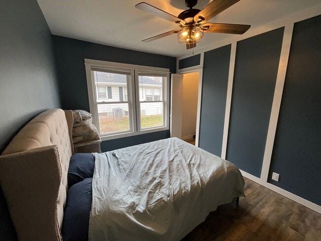 Building Photo - 3-bedroom, 2.0 bathroom home in Saint Joseph