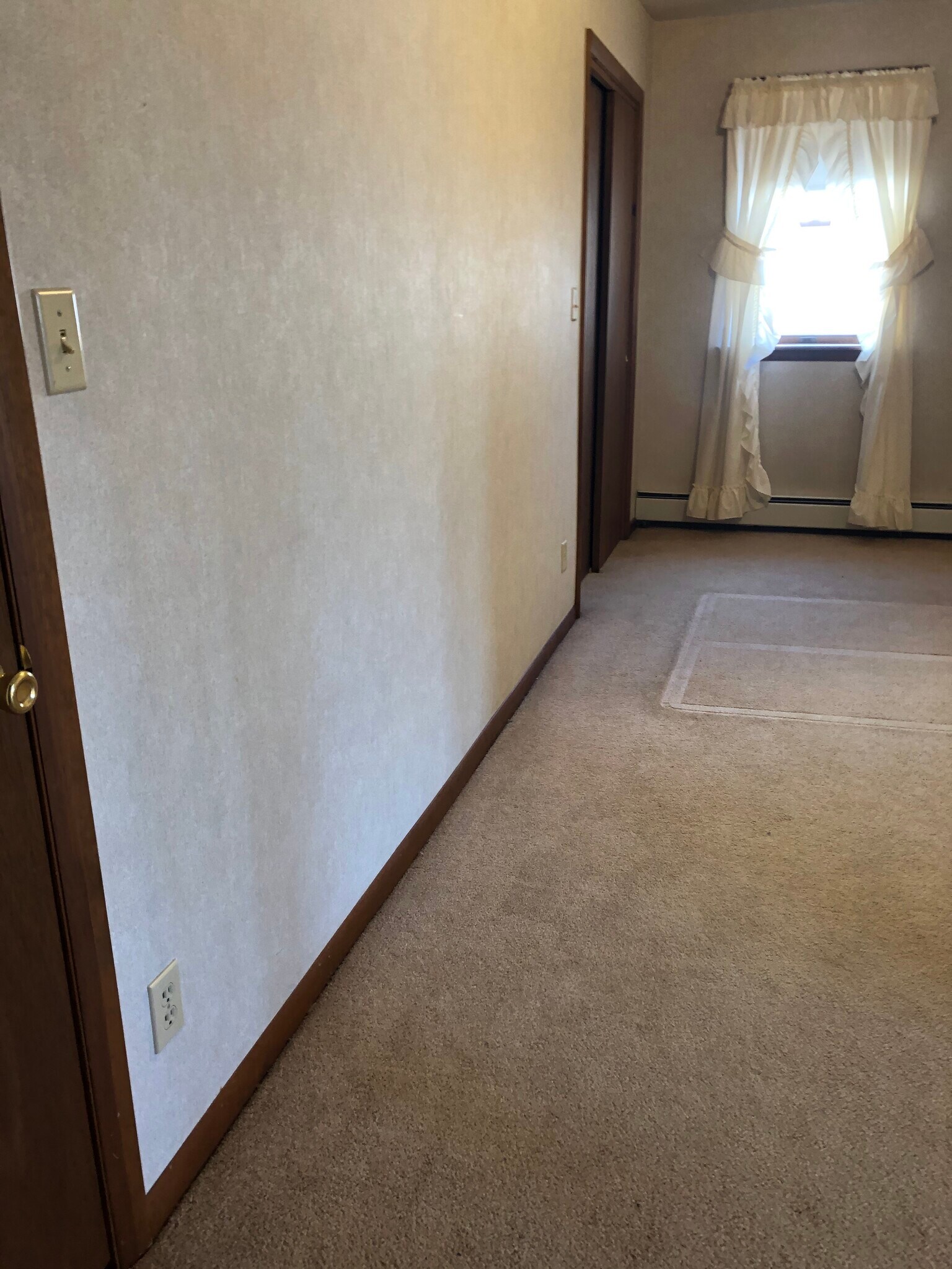 Building Photo - 319 Cherry St