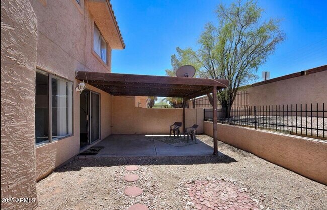 Building Photo - 1642 N El Camino