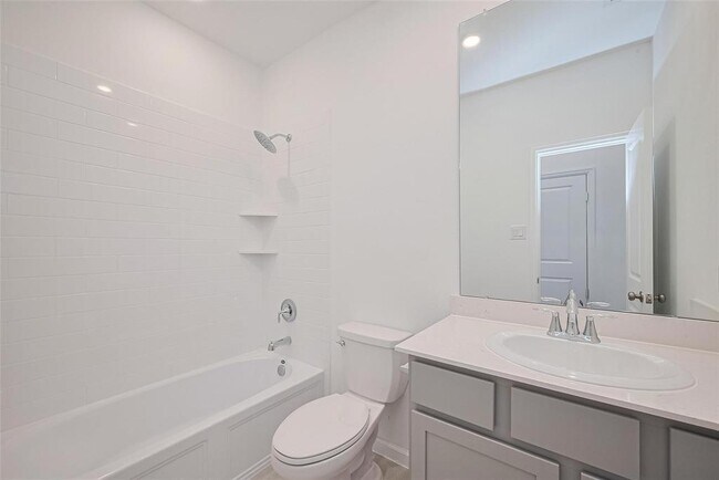 Building Photo - 2430 Dewford Fls Dr