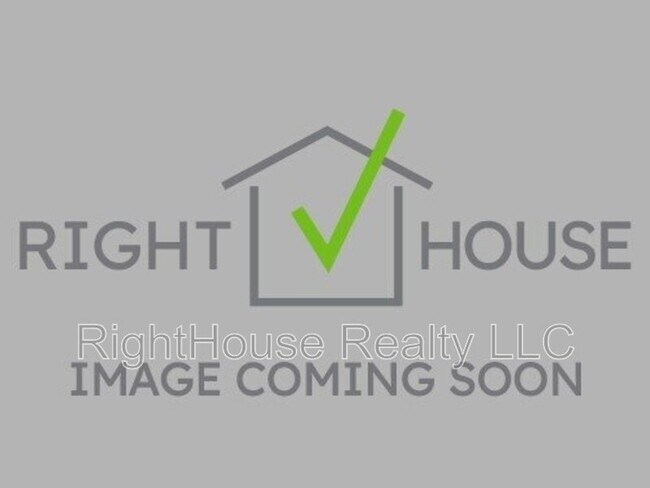 Primary Photo - 3267 Forest Oaks Ct