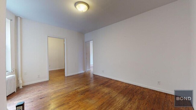 Building Photo - 411 E 70th St