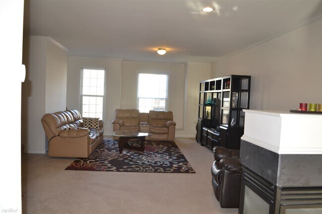 Building Photo - 4 br, 3.5 bath House - 23286 Connie Marie Ter