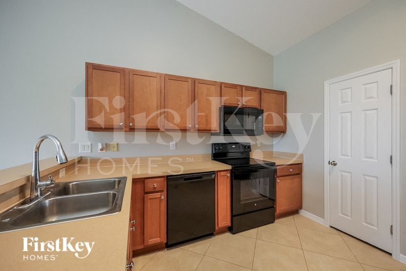 Building Photo - 2029 NW 4th St