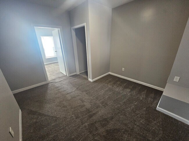 Building Photo - 46 N Hartley St