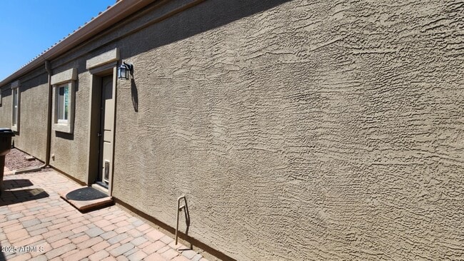 Building Photo - 42037 W Quinto Dr