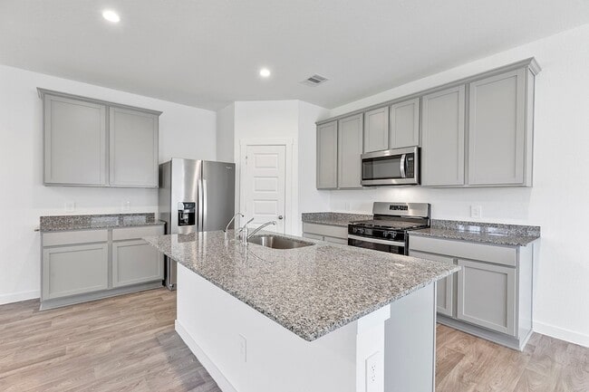 Building Photo - 31634 Whittis Hl Wy