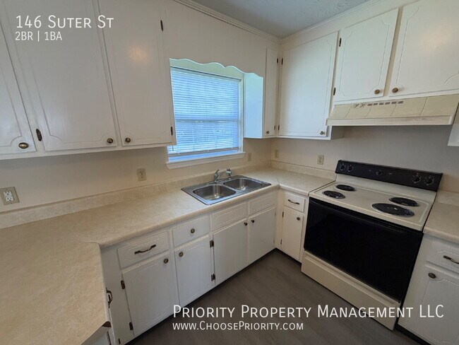 Building Photo - 146 Suter St