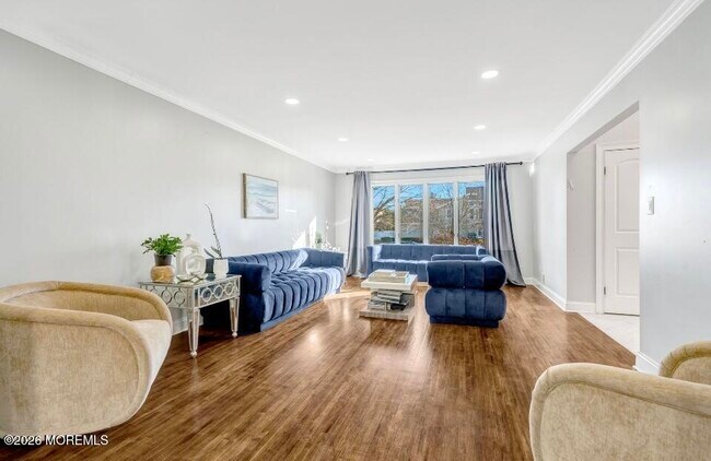 Building Photo - 28 Musket Ln