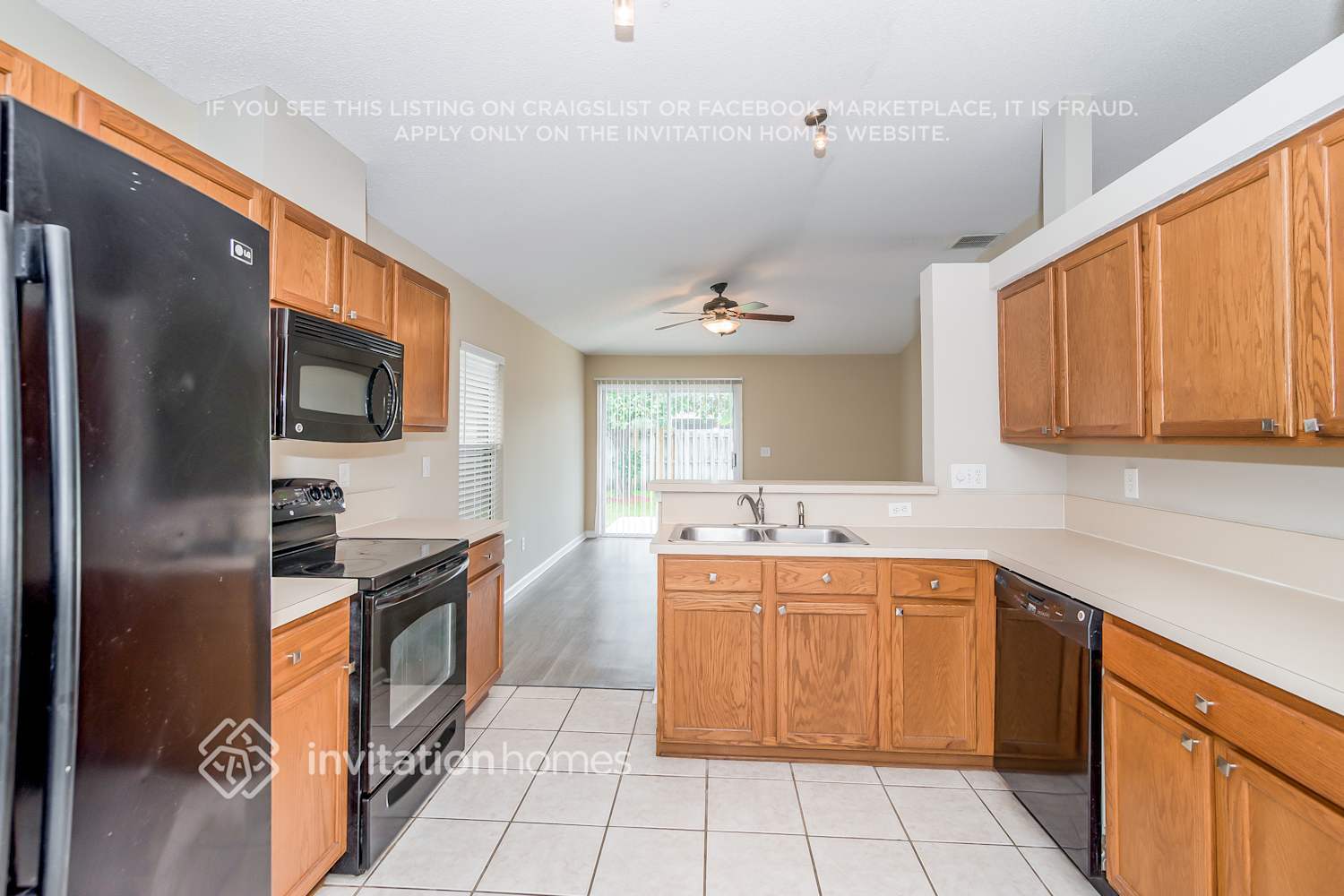 Building Photo - 129 Dragonfly Dr