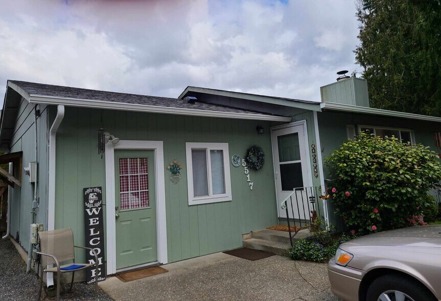 Building Photo - 5517 146th St NE