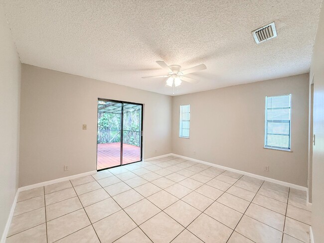 Building Photo - 7458 E Plumosa Ln
