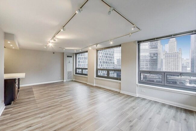 Building Photo - 440 N Wabash Ave