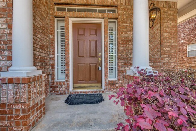 Building Photo - 452 Richmond St