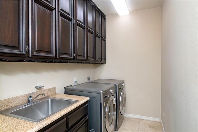 Building Photo - 5920 Encore Dr