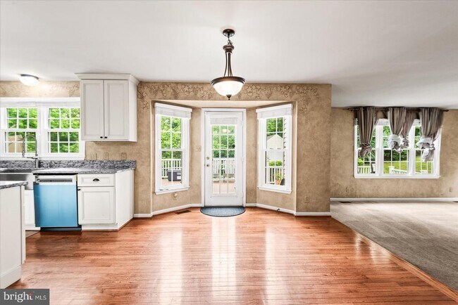 Building Photo - 80 Stonewall Dr