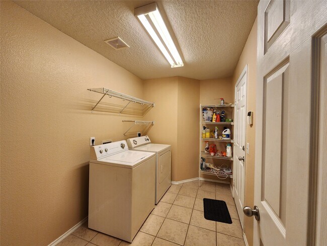 Building Photo - 19814 Wren Forest Ln