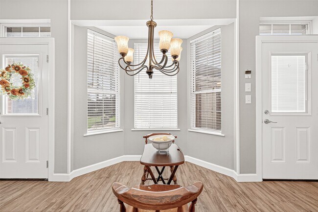 Building Photo - 14015 Wheatbridge Dr