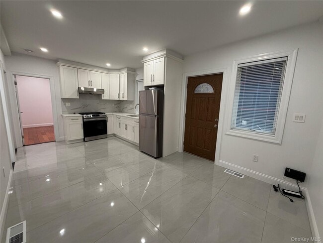 Building Photo - 43-35 189th St