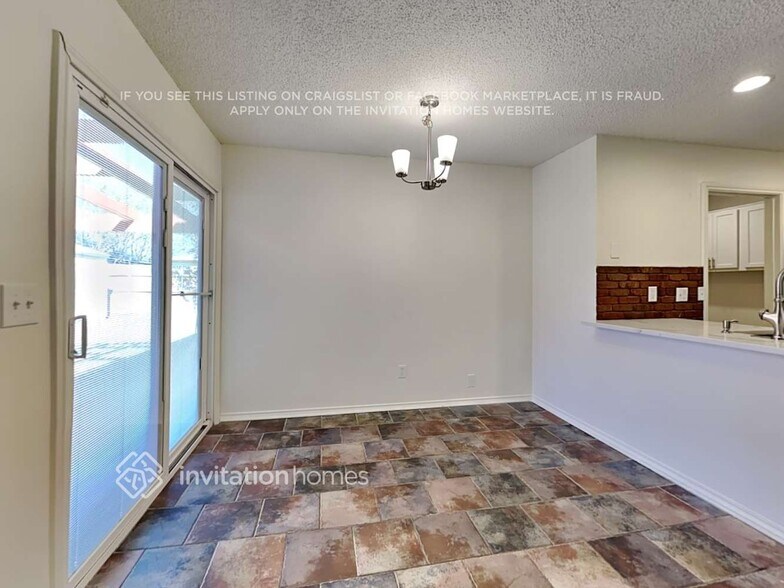 Building Photo - 2217 Merrimac Ln