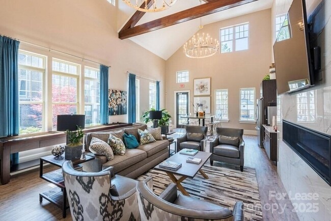 Building Photo - 1021 Glenn Valley Ln