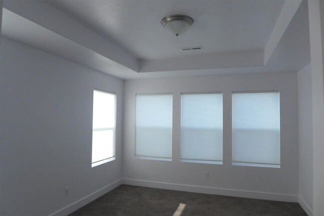 Building Photo - 1779 W Dalmeny Way