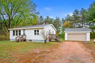 Building Photo - 2 Bedroom House
