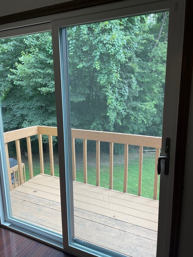 Building Photo - 3240 Brookview Way