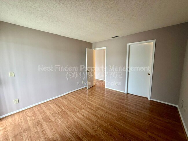 Building Photo - 10200 Belle Rive Blvd