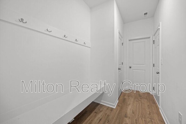Building Photo - 248 Horseshoe Pl