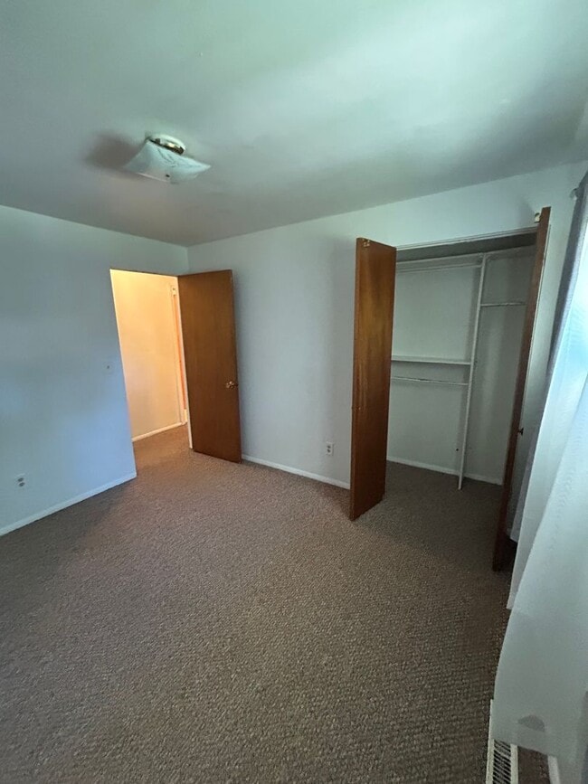 Building Photo - 838 Avenue C