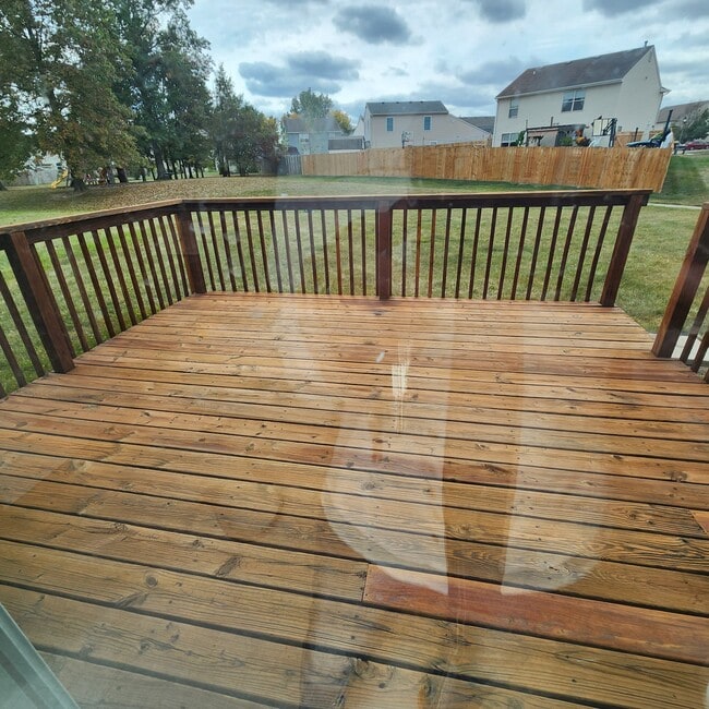 Building Photo - 1527 Flint Lock Ln